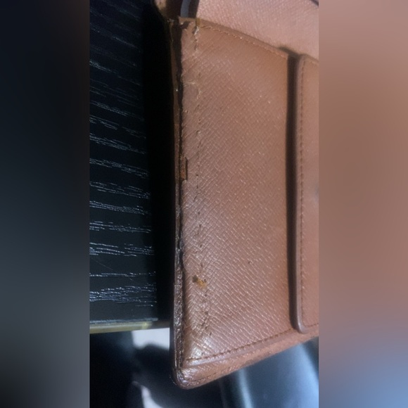 Authentic *Louis Vuitton* Vintage 1980s - Picture 10 of 11